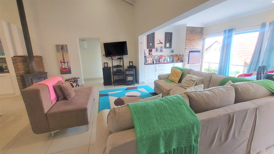 3 Bedroom Property for Sale in Xanadu Eco Park North West